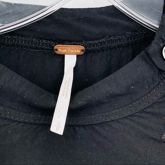 Free People sweetest thing thermal lace crochet bishop balloon sleeves - Picture 3 of 10